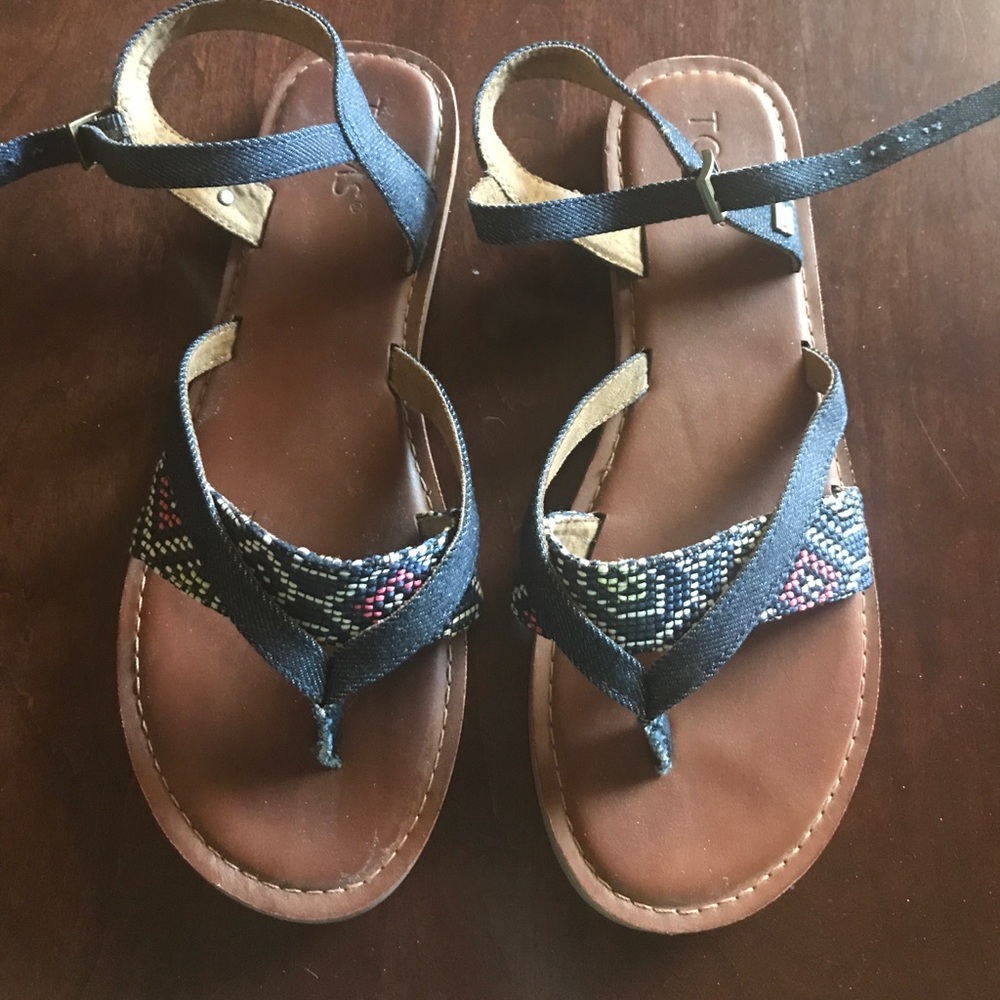 Tom’s Lexie sandals, size 8